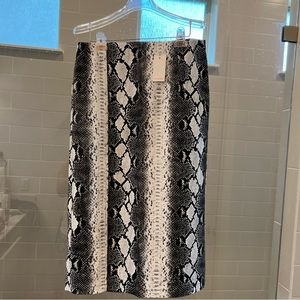 Faux leather snake print skirt